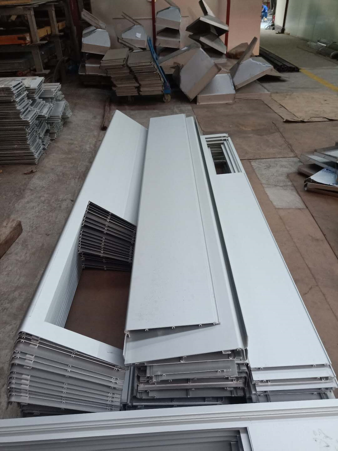 不銹鋼折彎件 不銹鋼折彎件